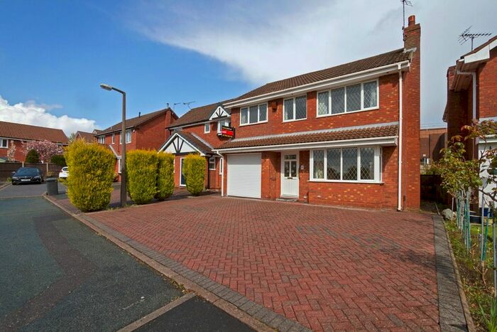 4 Bedroom Detached House To Rent In Portland Grove, Westbury Park, Newcastle Under Lyme ST5
