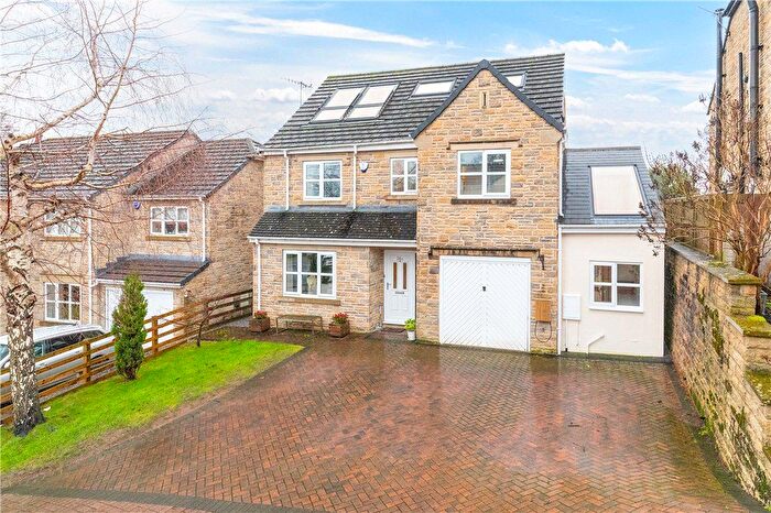 5 Bedroom Detached House For Sale In Swallow Close, Pool In Wharfedale, Otley, West Yorkshire, LS21