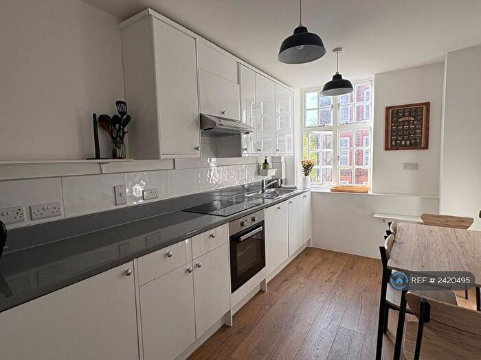 2 Bedroom Flat To Rent In Dicksee House, London, NW8
