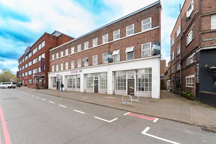 3 Bedroom Flat To Rent In Ritz Parade, W5