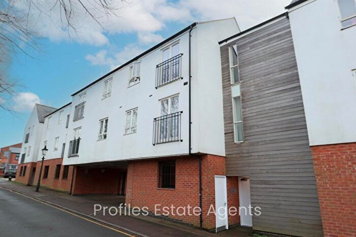 1 Bedroom Flat To Rent In Castle Point, Hinckley, LE10