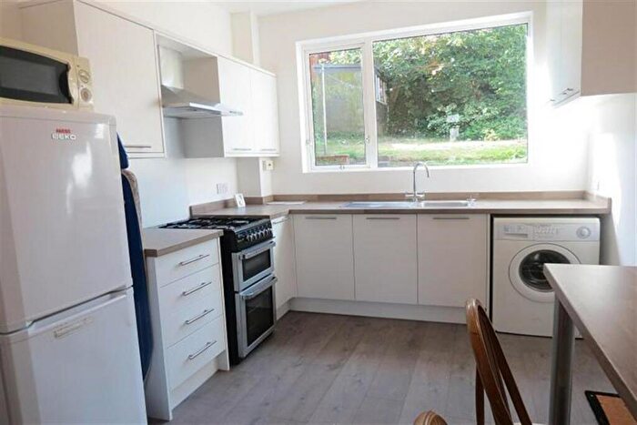 4 Bedroom House To Rent In Bedroom Detached House In Winton, BH9