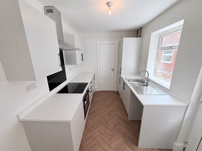 2 Bedroom Property To Rent In Garside Street, Worksop, S80