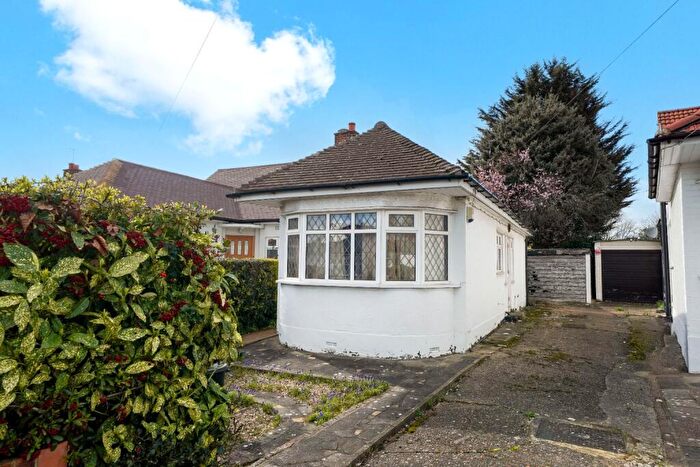2 Bedroom Semi-Detached Bungalow For Sale In Greencroft Avenue, Ruislip, Greater London, HA4
