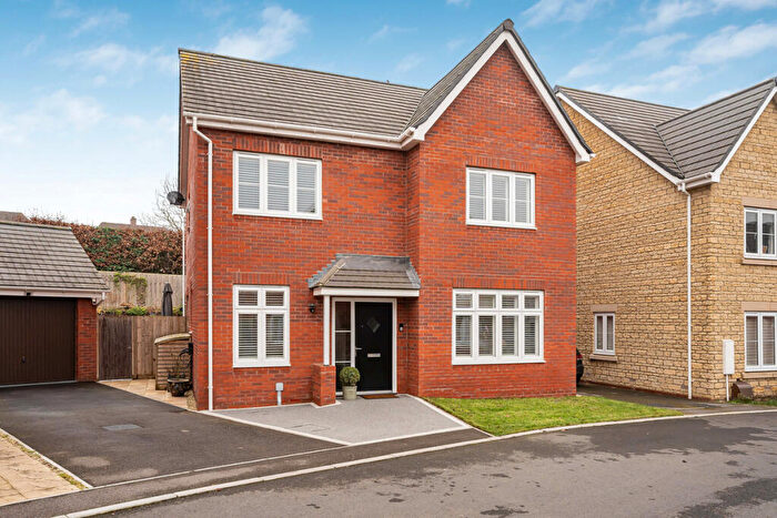 3 Bedroom Detached House For Sale In Sedge Smith Way, Wantage, OX12