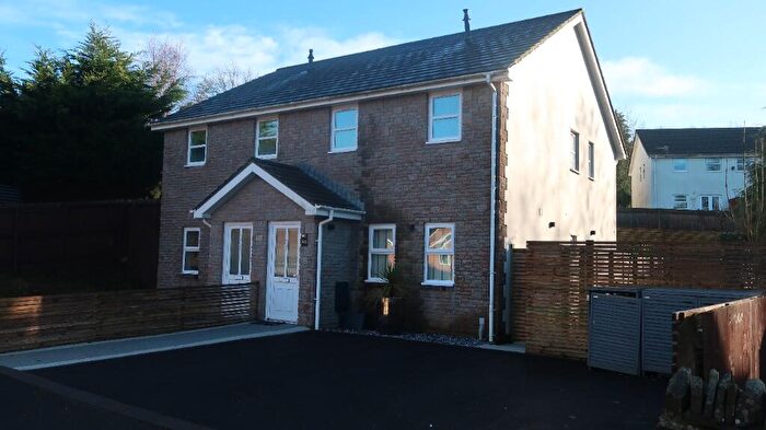 3 Bedroom Semi Detached House For Sale In River Terrace, Pengam, NP12