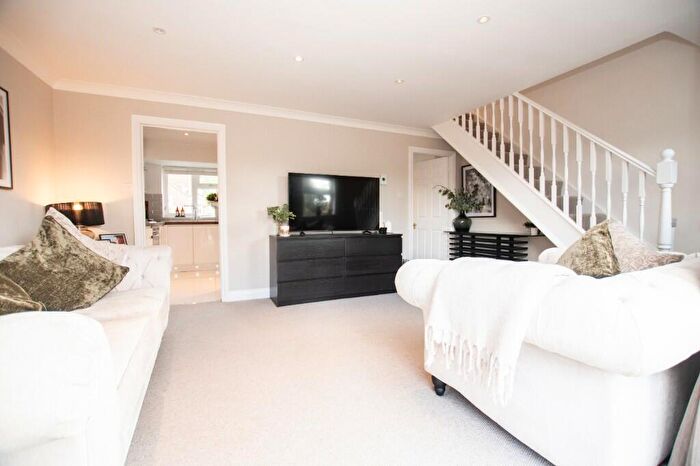 2 Bedroom Terraced House For Sale In Fox Close, Bishopstoke, SO50