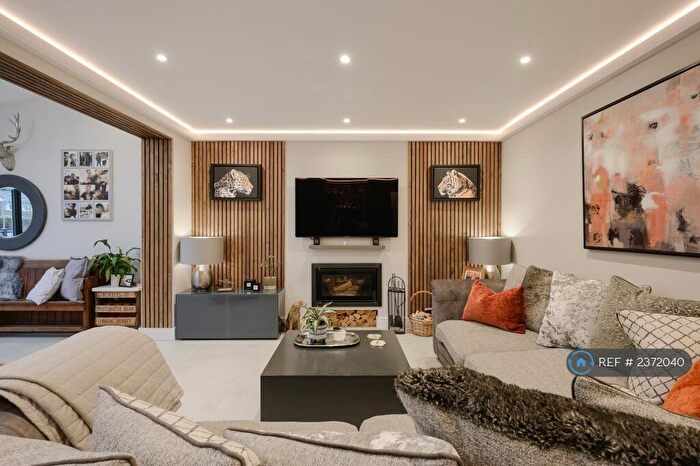 3 Bedroom Semi-Detached House To Rent In Portsmouth Road, Cobham, KT11