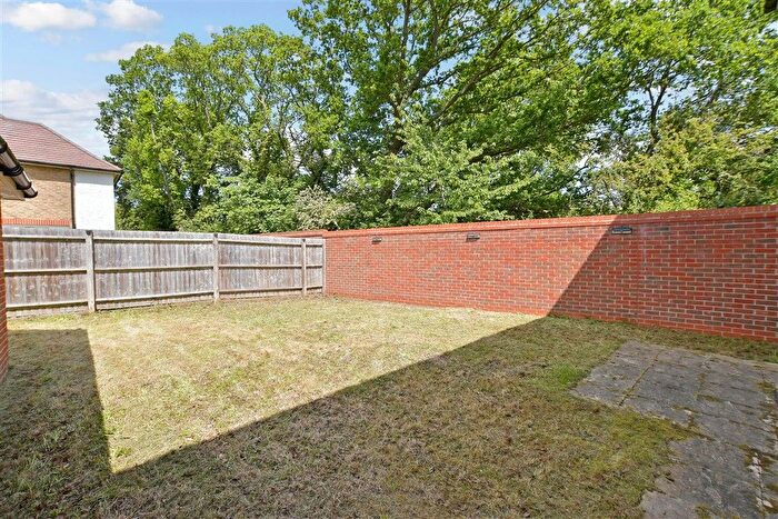 4 Bedroom Detached House For Sale In Sellars Way, Basildon, Essex, SS15