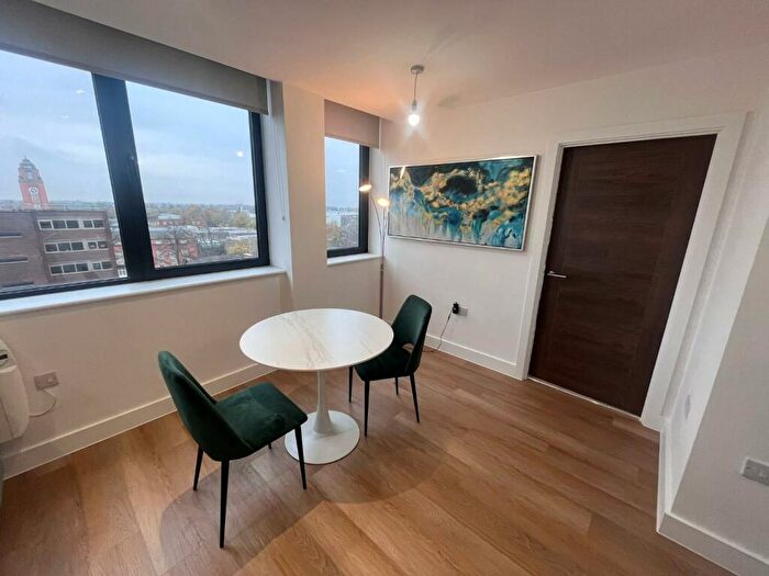 1 Bedroom Apartment To Rent In Alexander House, Talbot Road, Manchester, M16