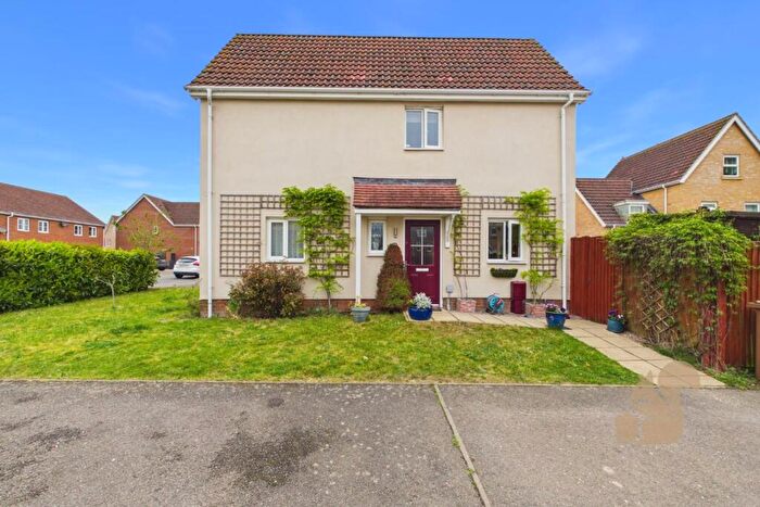 2 Bedroom End Of Terrace House For Sale In Spicer Way, Great Cornard, CO10