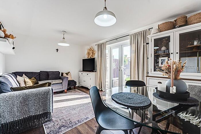 3 Bedroom End Of Terrace House For Sale In Hobby Drive, Priors Hall Park, Weldon, NN17