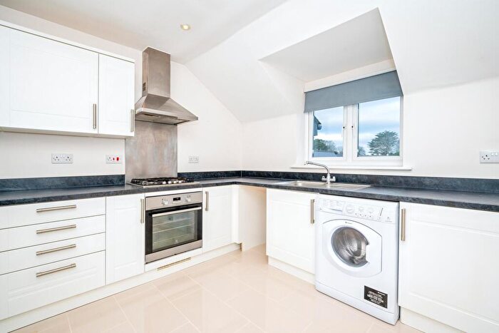 1 Bedroom Flat To Rent In Piper Street, PL6