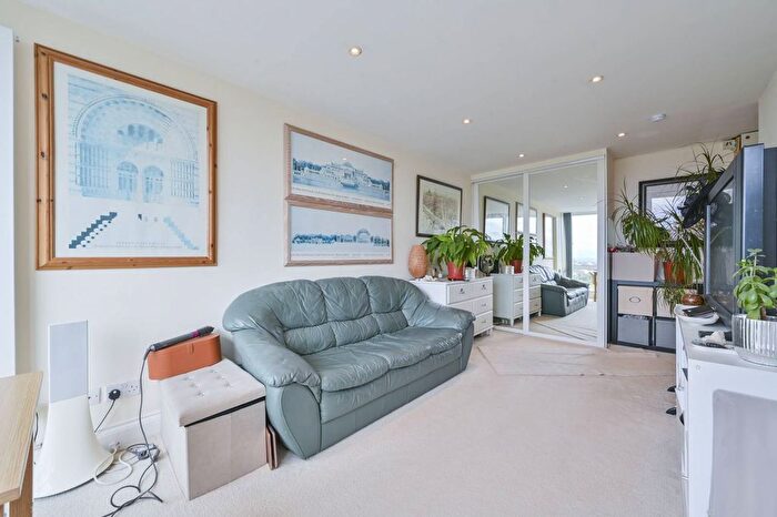 1 Bedroom Flat For Sale In Fellows Road, Swiss Cottage, London, NW3