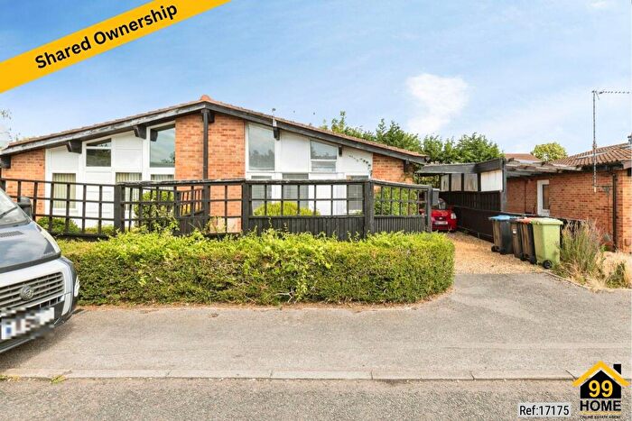 1 Bedroom Bungalow For Sale In Bessemer Court, Milton Keynes, MK14