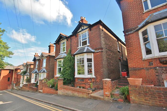 2 Bedroom Semi Detached House To Rent In Oxford Terrace, Guildford, Surrey, GU1