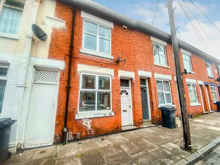 2 Bedroom House To Rent In Wolverton Road, Leicester, LE3