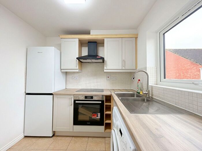 2 Bedroom Flat To Rent In Little London Close, Uxbridge, UB8