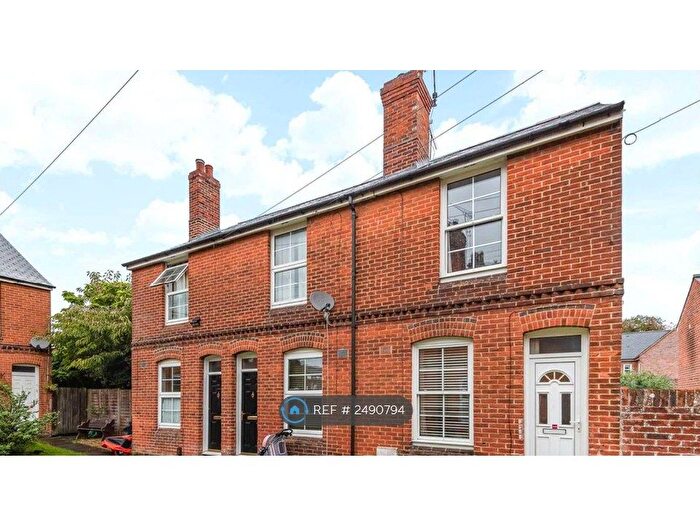 3 Bedroom Terraced House To Rent In Princes Buildings, Winchester, SO23