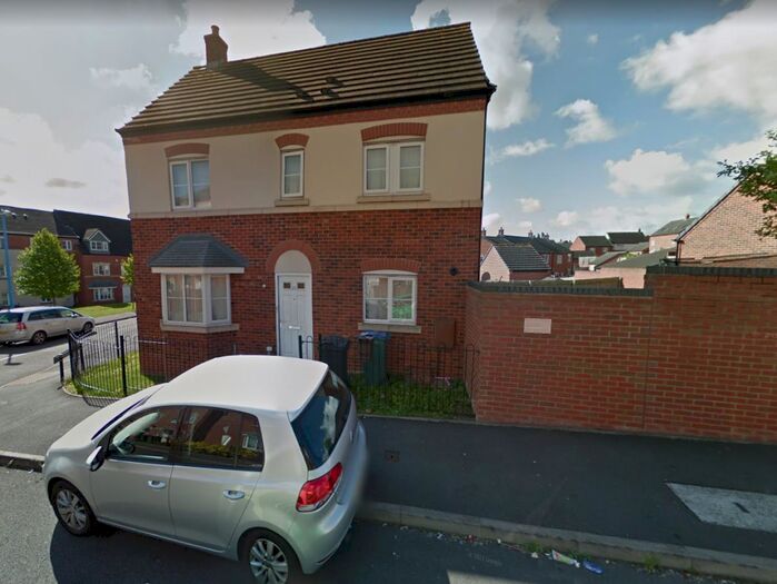 3 Bedroom House To Rent In William Savage Way, Smethwick, B66