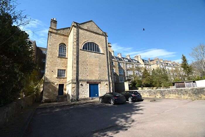 2 Bedroom Apartment For Sale In Kensington Place, Bath, BA1