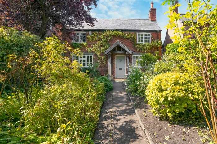 3 Bedroom Cottage For Sale In Back Lane, Shearsby, LE17