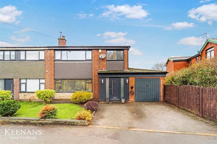 3 Bedroom Semi-Detached House For Sale In Walmersley Old Road, Bury, BL9