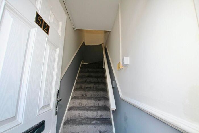 3 Bedroom Flat To Rent In Axwell Terrace, Gateshead, NE16