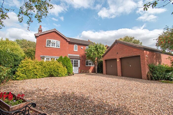 4 Bedroom Detached House For Sale In Shanklin Gardens, Knighton, LE2