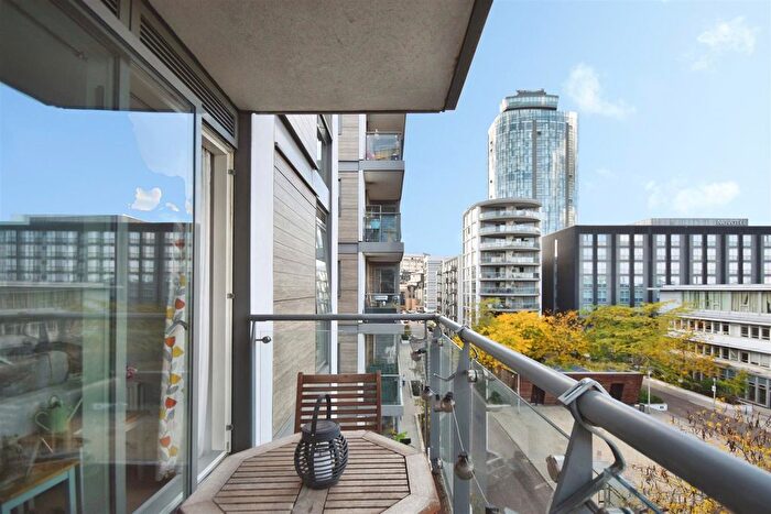 1 Bedroom Flat For Sale In Ealing Road, Brentford, TW8
