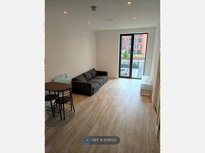 1 Bedroom Flat To Rent In Silkbank Wharf, Salford, M5