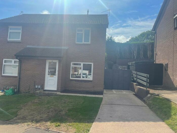 3 Bedroom Semi-Detached House To Rent In Lydstep Road, Barry, CF62