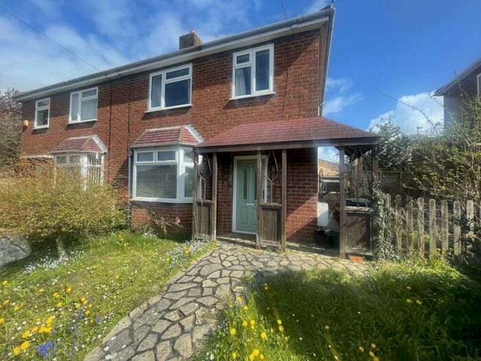 3 Bedroom Semi-Detached House To Rent In Lower High Street, Shirehampton, Bristol, BS11