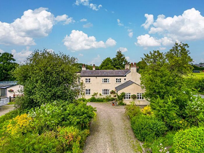 4 Bedroom Equestrian Property For Sale In Sanfield Stud, Leyland Lane, Leyland, PR26