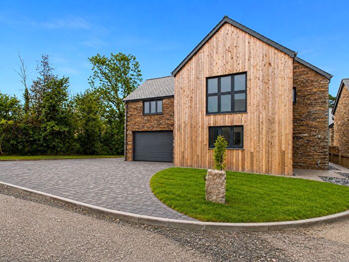 4 Bedroom Detached House For Sale In Cleavelands, Bude, Cornwall, EX23
