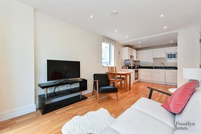 2 Bedroom Apartment For Sale In St. Annes Street, London, E14