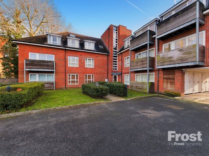 1 Bedroom Flat To Rent In Church Road, Ashford, Surrey, TW15