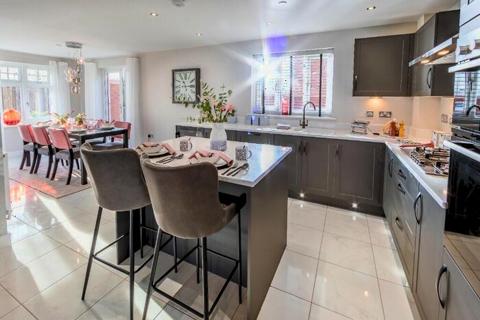 4 Bedroom Detached House For Sale In Chestnut Drive, Louth, Lincolnshire, LN11