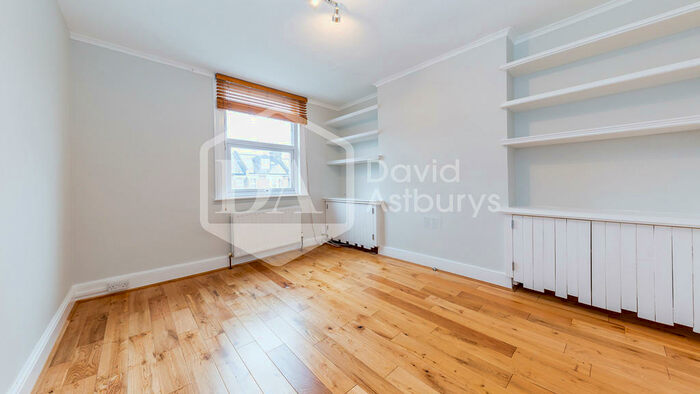 2 Bedroom Apartment To Rent In Parkhurst Road, New Southgate, London, N11