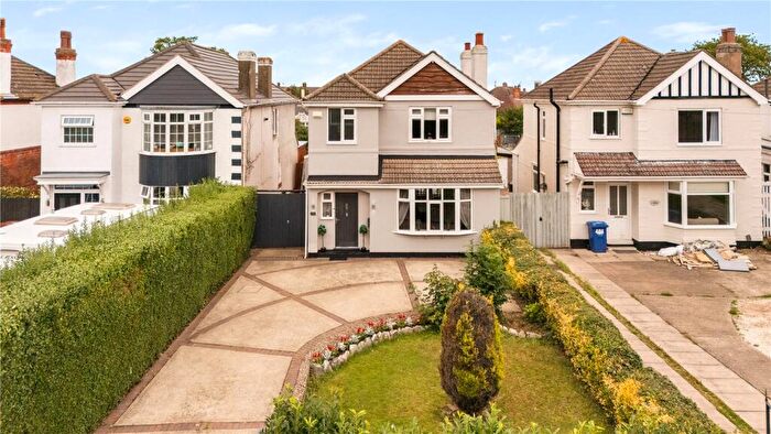 3 Bedroom Detached House For Sale In Laceby Road, Grimsby, N E Lincs, DN34