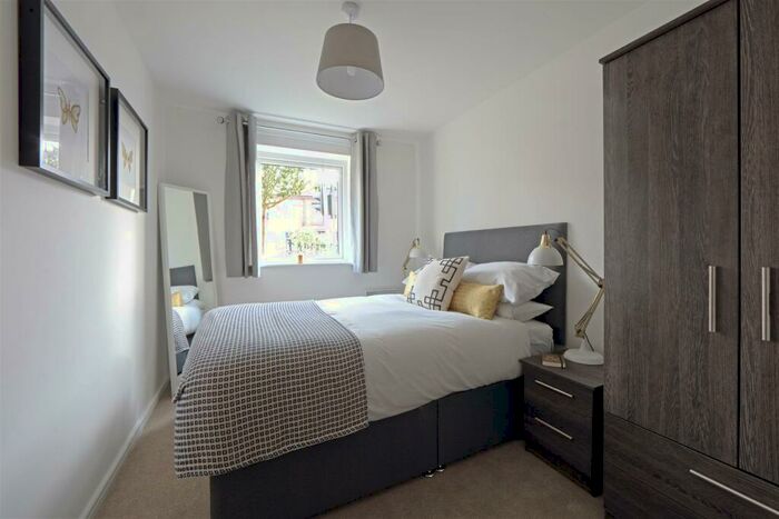 2 Bedroom Apartment To Rent In Petal Court, Worsley, Manchester, M28