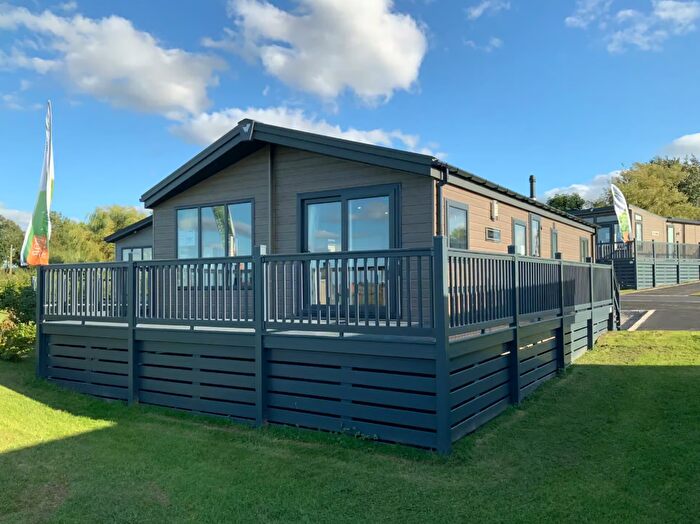 2 Bedroom Lodge For Sale In Caldwell, Richmond, DL11