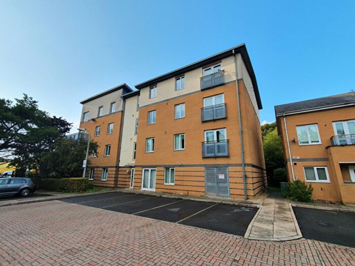 2 Bedroom Flat To Rent In Providence Park, Cheltenham, GL51