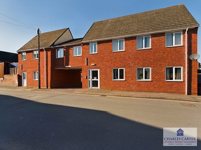2 Bedroom Flat To Rent In Chase Mews, Head Street, Pershore, WR10