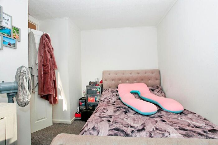 3 Bedroom End Of Terrace House For Sale In Jorose Way, Bretton, Peterborough, PE3