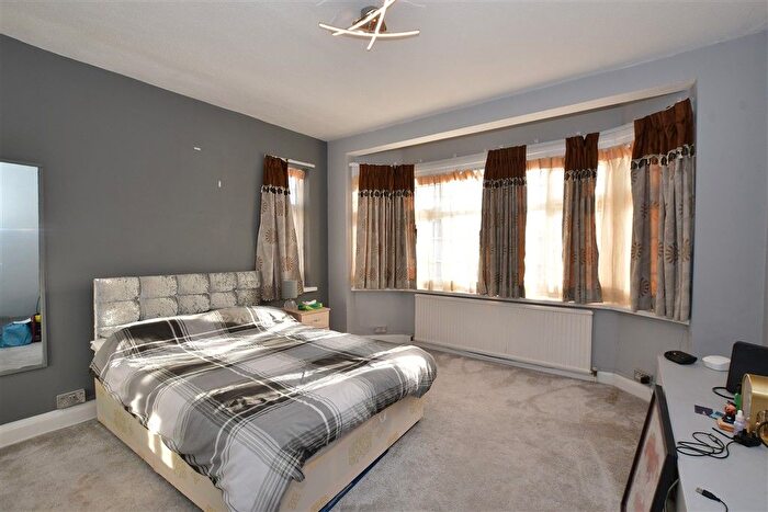 4 Bedroom Semi-Detached House For Sale In Clayhall Avenue, Ilford, Essex, IG5