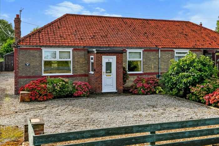 2 Bedroom Bungalow For Sale In Pullover Road, Tilney All Saints, King's Lynn, PE34