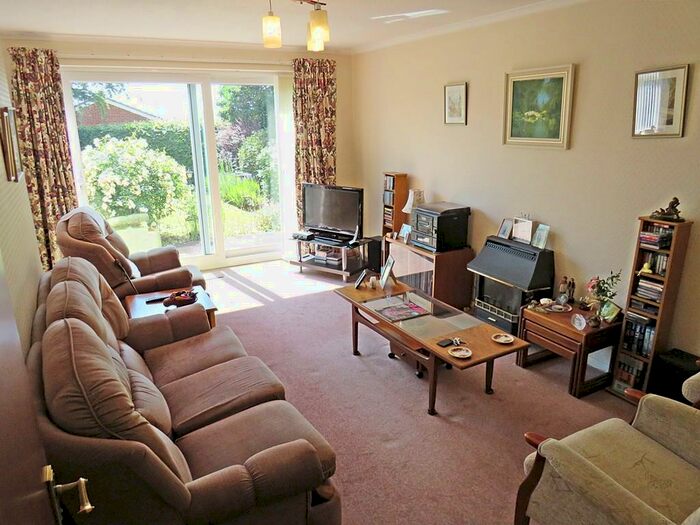 3 Bedroom Detached Bungalow For Sale In Biddulph Way, Ledbury, HR8