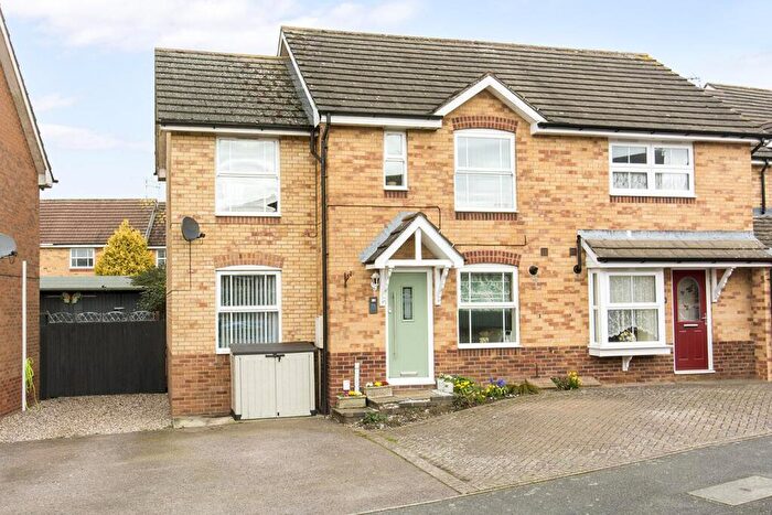 3 Bedroom Semi Detached House For Sale In Mountbatten Way, Lutterworth, LE17