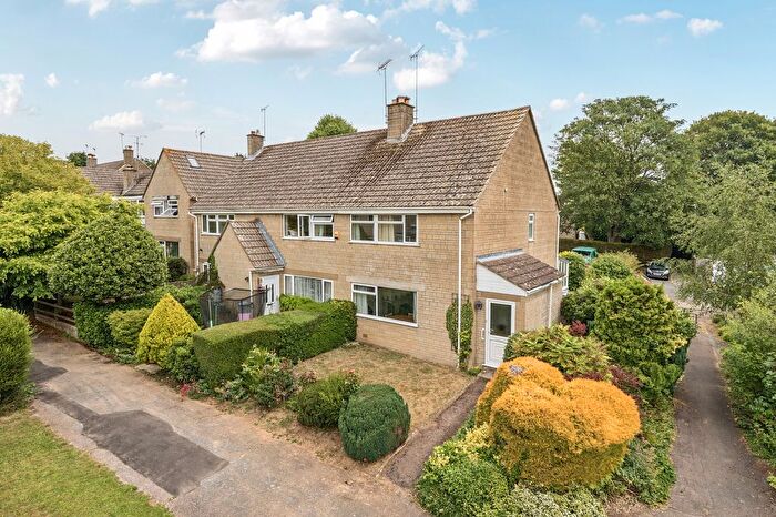3 Bedroom End Of Terrace House For Sale In Hyett Close, Painswick, Stroud, GL6